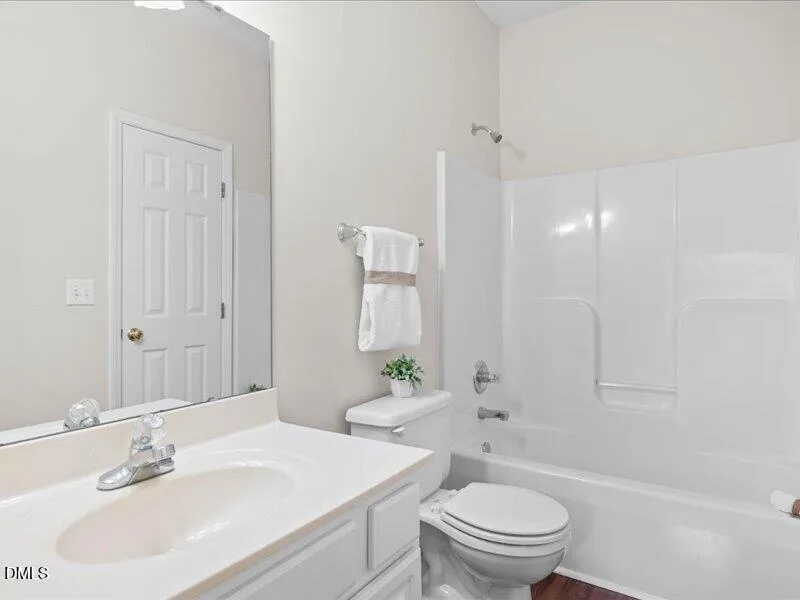 514 Glenolden Court Cary, NC 27513