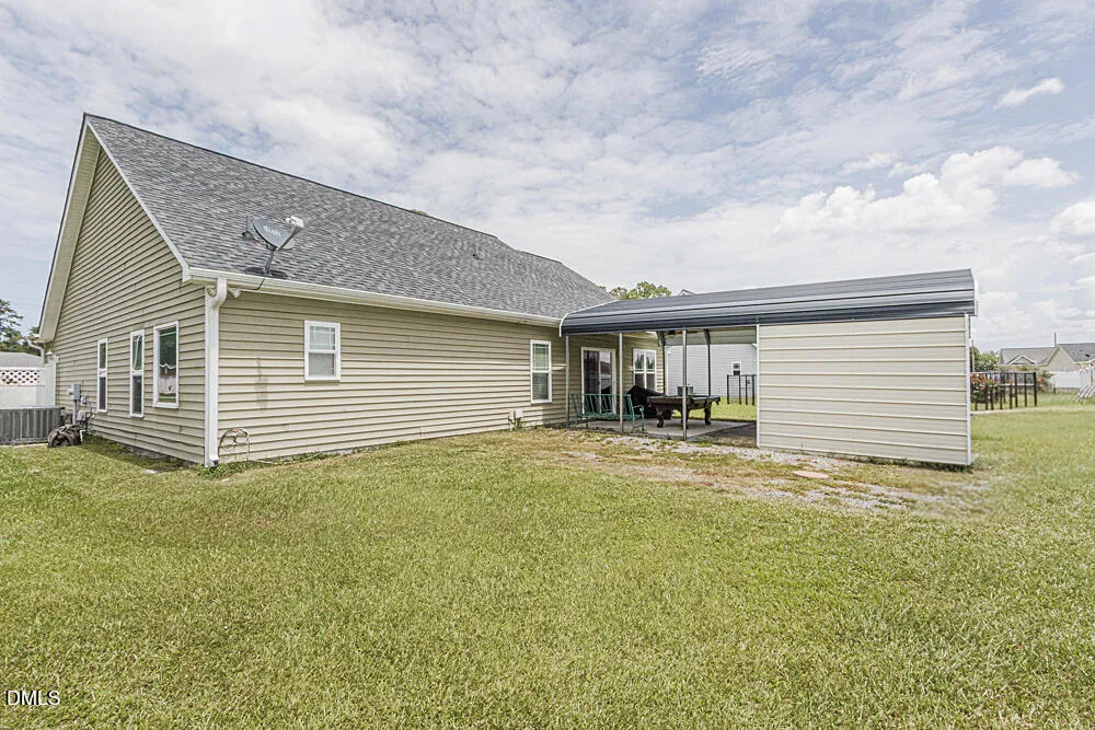 4324 Bristlecone Drive Ayden, NC 28513