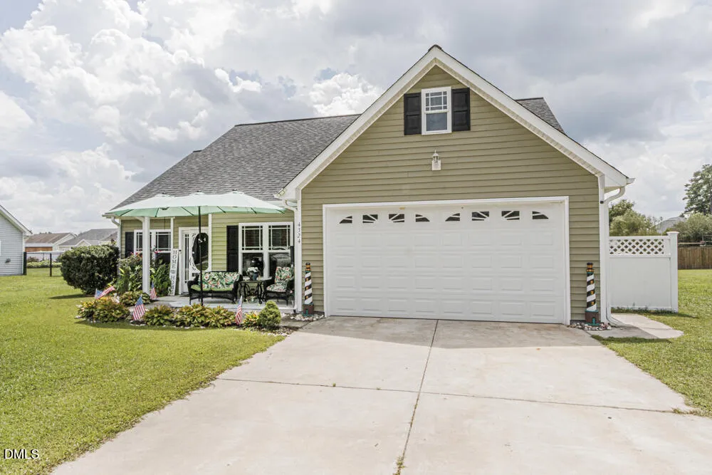 4324 Bristlecone Drive Ayden, NC 28513