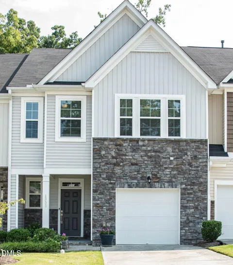 1352 Southpoint Trail