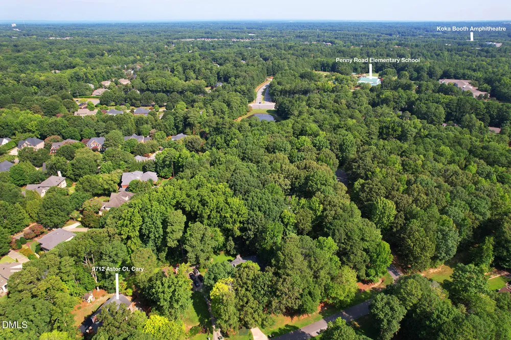 9712 Astor Court Cary, NC 27518