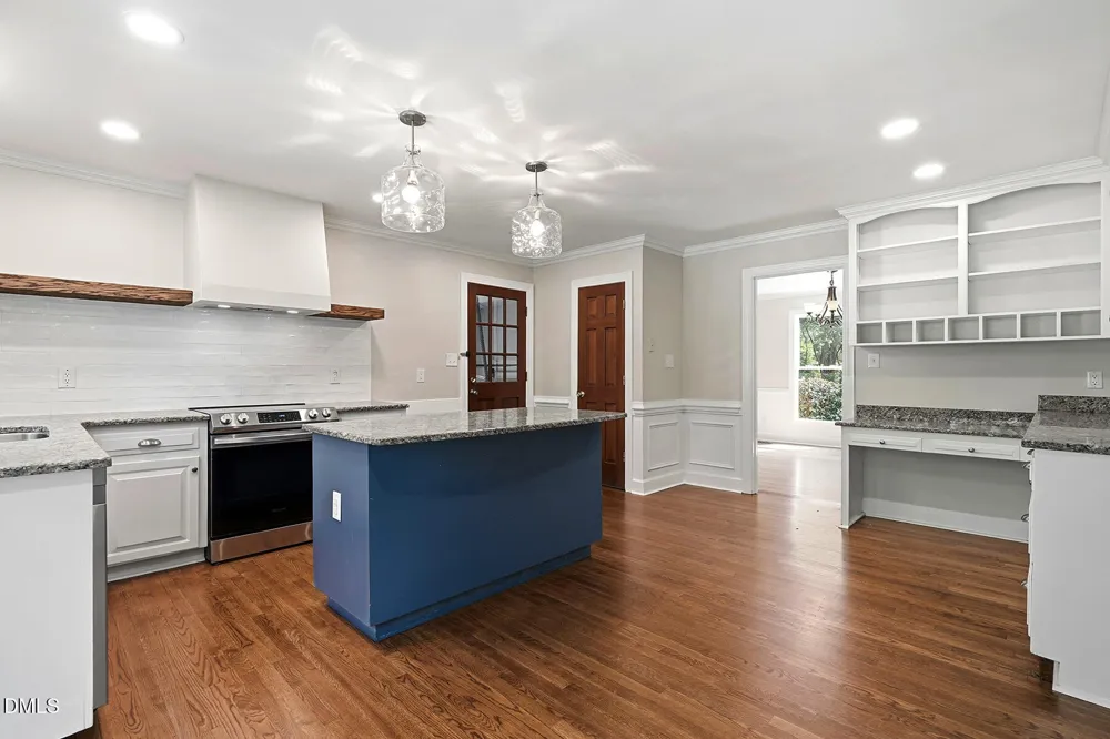 9712 Astor Court Cary, NC 27518