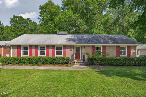 606 Crestview Drive