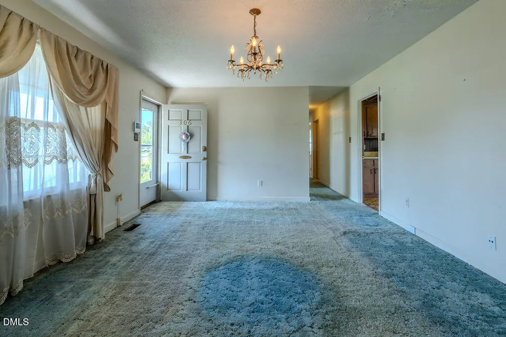 306 S Brevard Street Selma, NC 27576