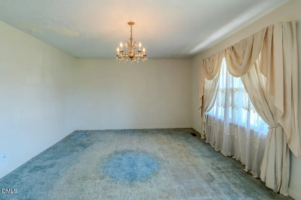 306 S Brevard Street Selma, NC 27576