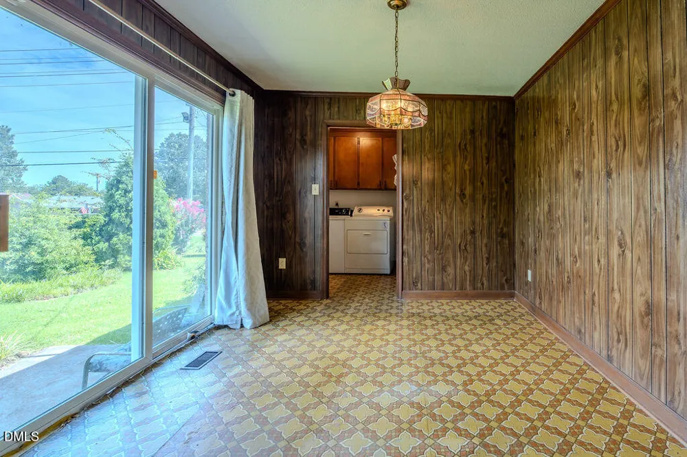 306 S Brevard Street Selma, NC 27576