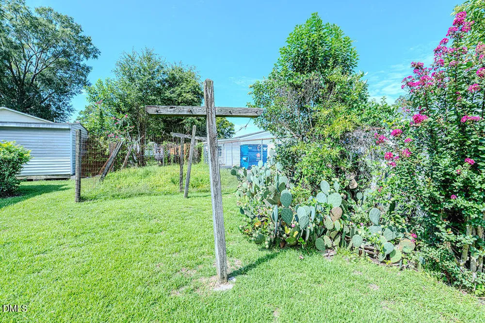 306 S Brevard Street Selma, NC 27576