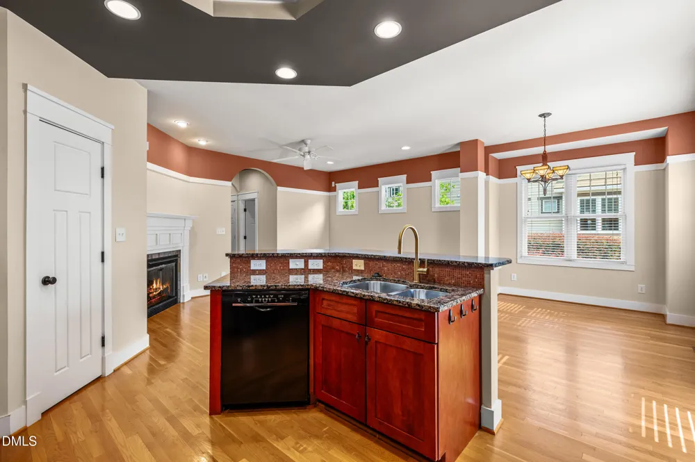 3817 Sw Durham Drive Durham, NC 27707