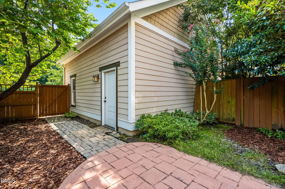 3817 Sw Durham Drive Durham, NC 27707