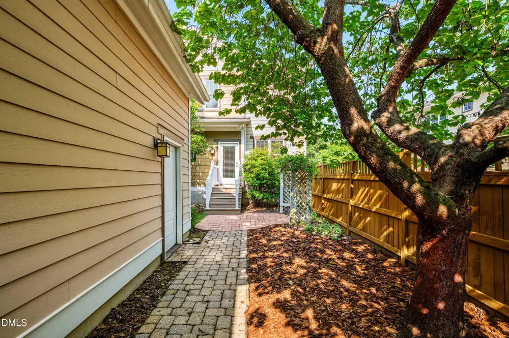 3817 Sw Durham Drive Durham, NC 27707