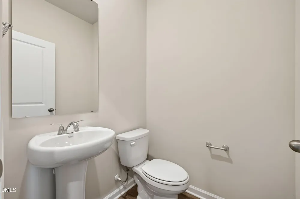410 Barrington Key Zebulon, NC 27597