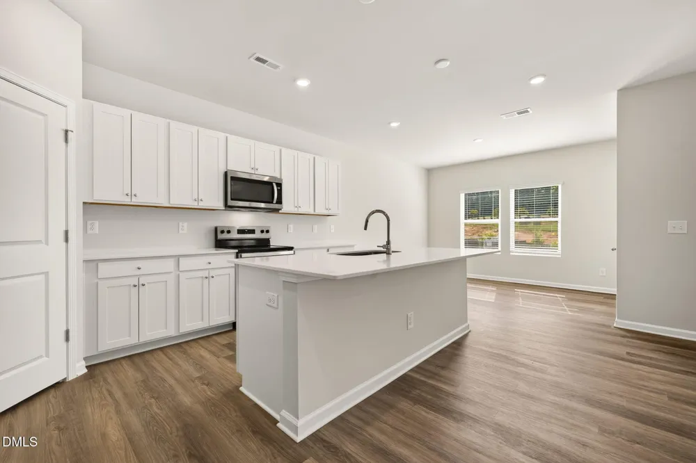 410 Barrington Key Zebulon, NC 27597