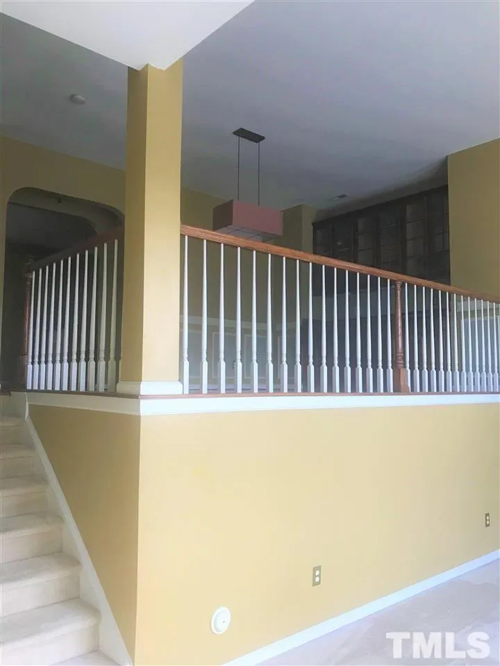 213 Broadgait Brae Road Cary, NC 27519