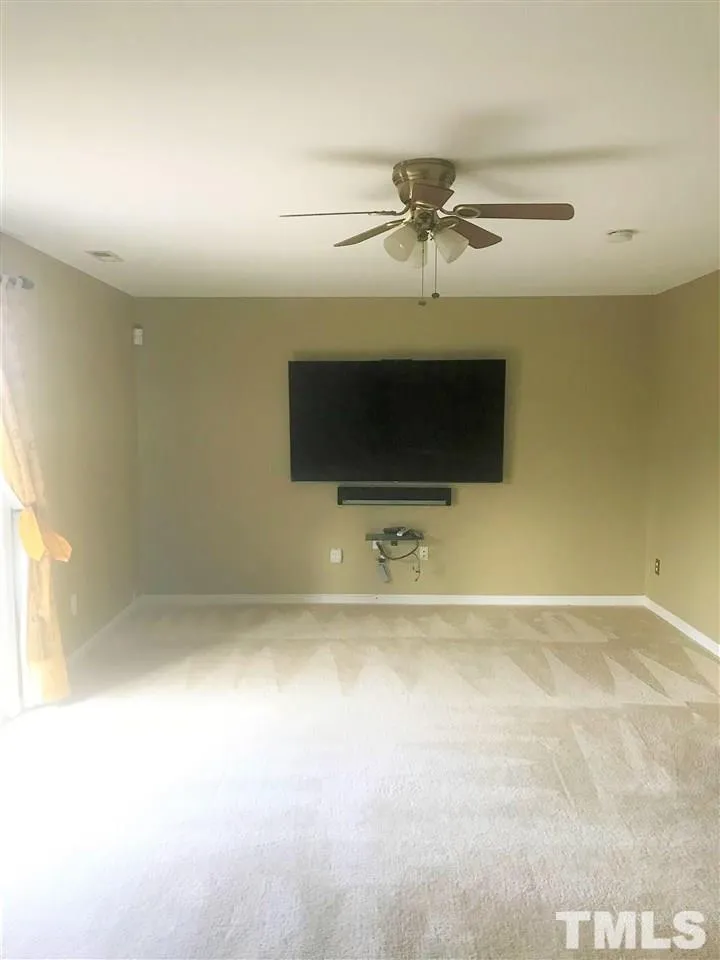 213 Broadgait Brae Road Cary, NC 27519