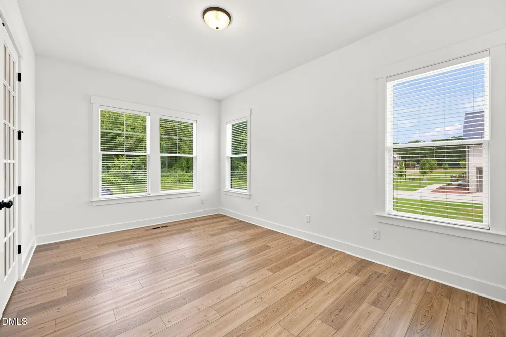 45 Scotland Drive Youngsville, NC 27596