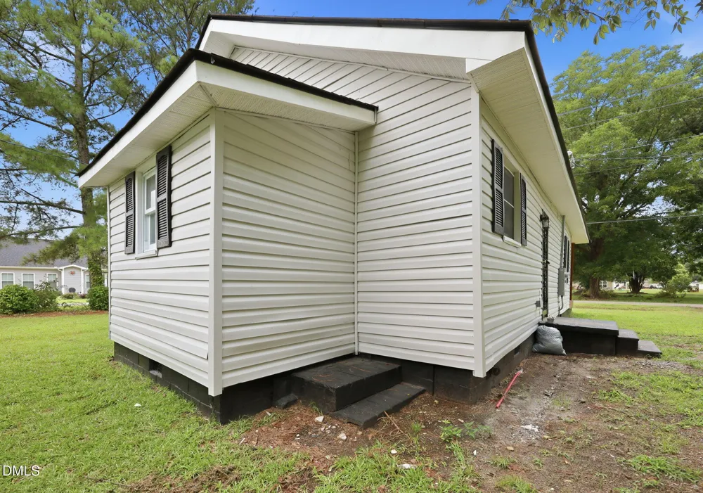 302 W 1st Street Princeton, NC 27569