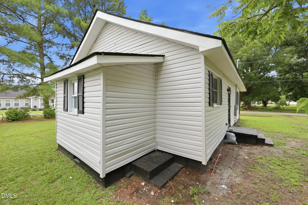 302 W 1st Street Princeton, NC 27569