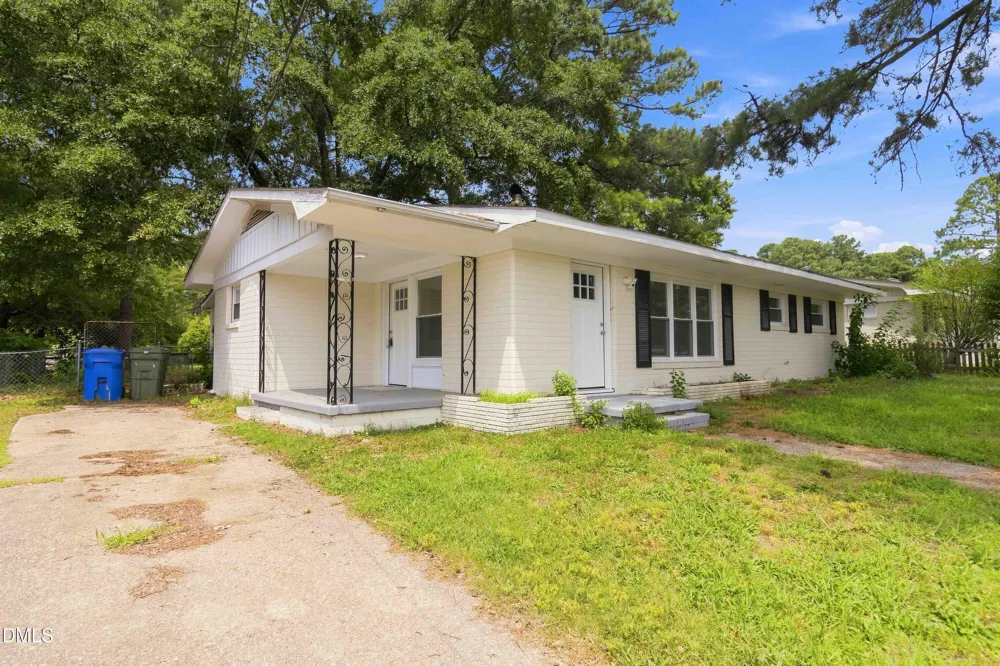 605 Sunnyside Lane W Wilson, NC 27893