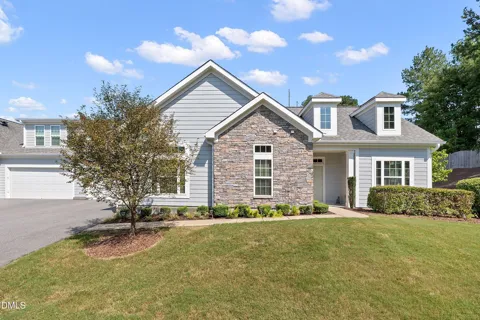 824 Blue Bird Lane