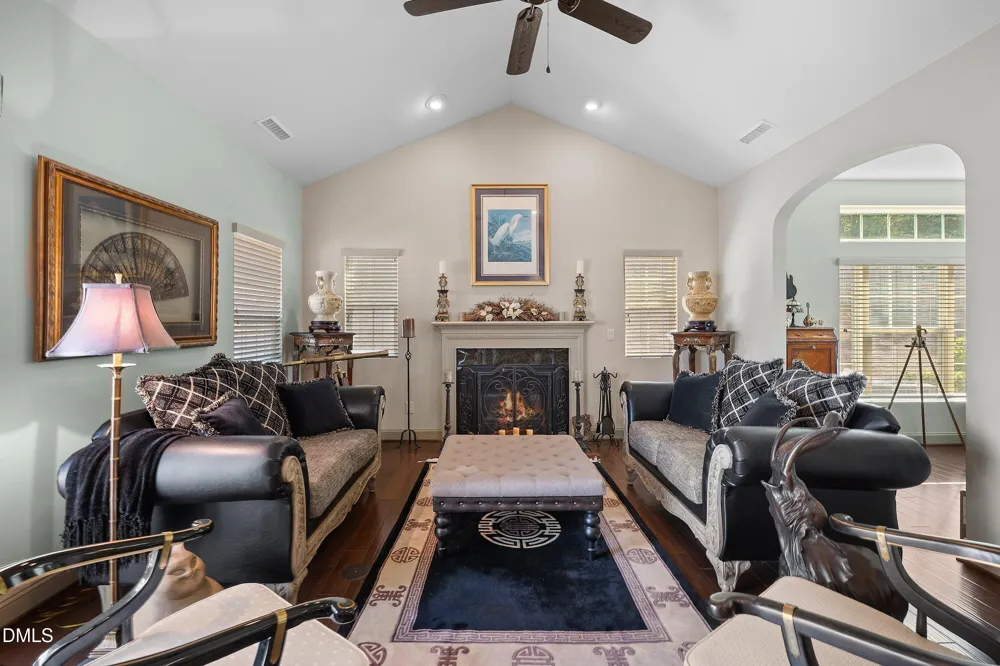 824 Blue Bird Lane Wake Forest, NC 27587