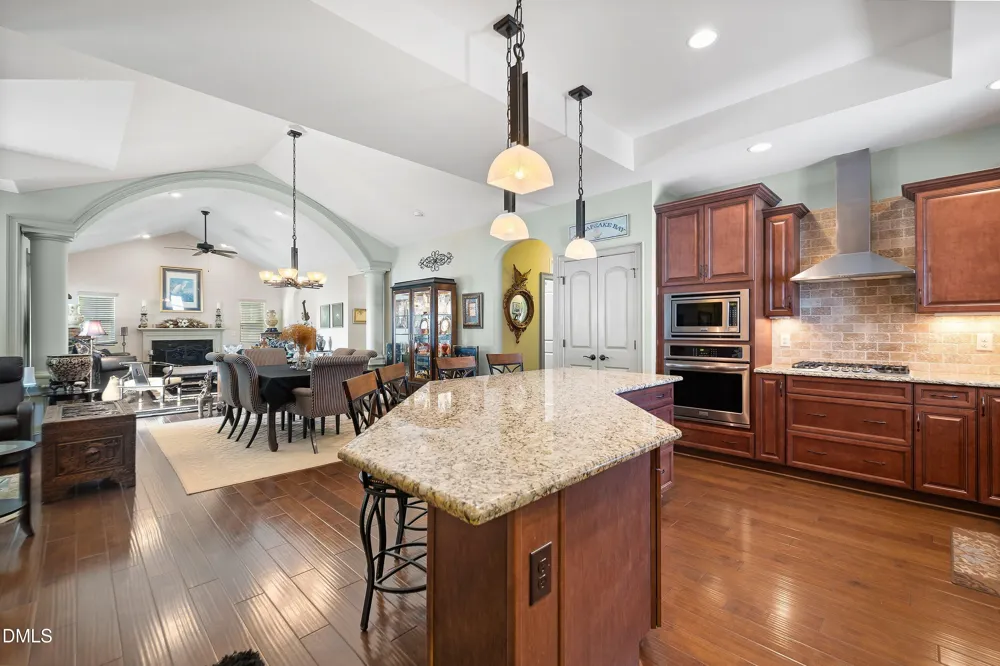 824 Blue Bird Lane Wake Forest, NC 27587