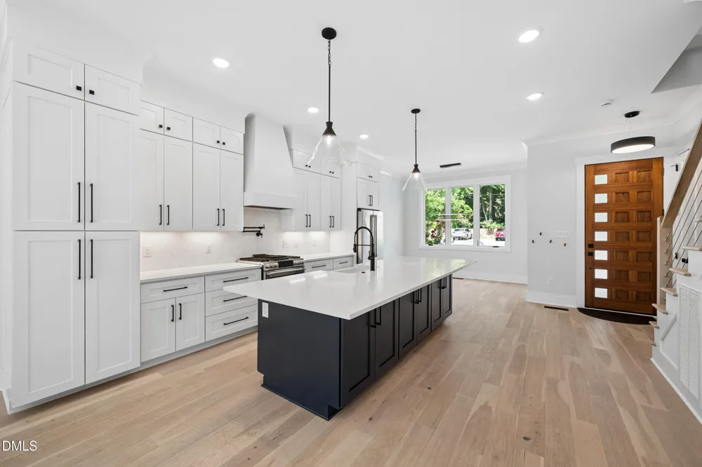 615 Maywood Avenue Raleigh, NC 27603