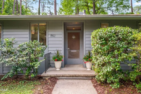 425 Brookside Drive