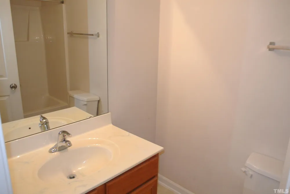 2108 Summit Drive Hillsborough, NC 27278