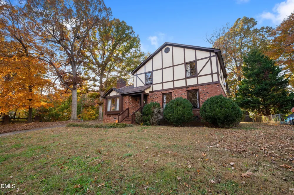 701 Carr Street Mebane, NC 27302