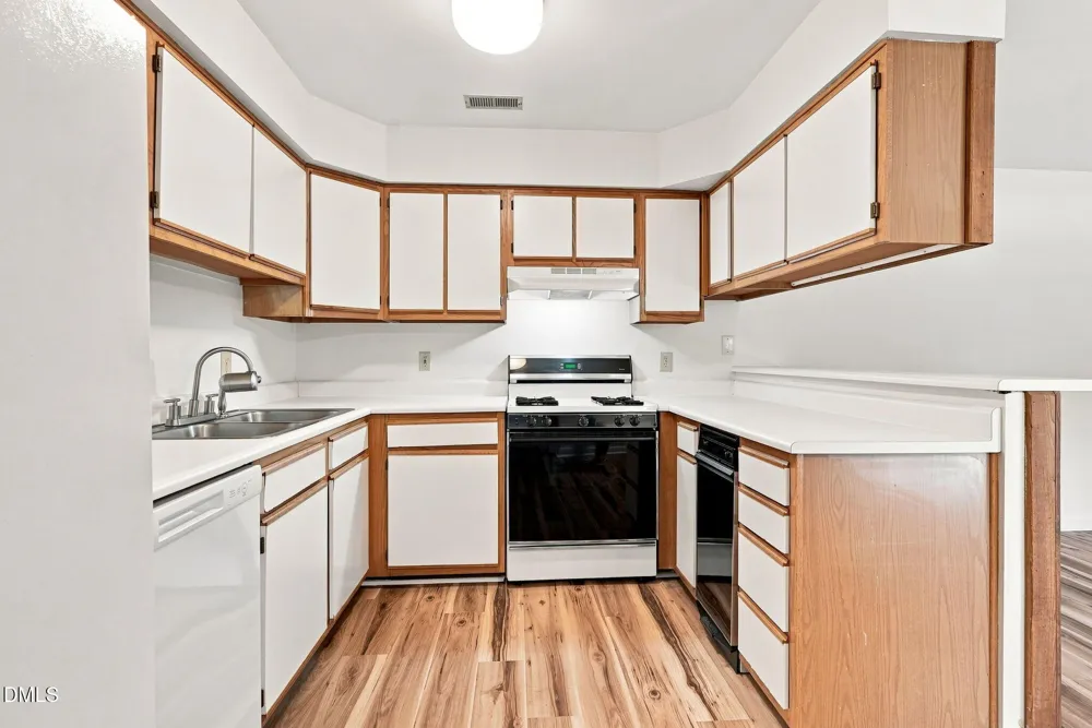 400 Summerwalk Circle Chapel Hill, NC 27517