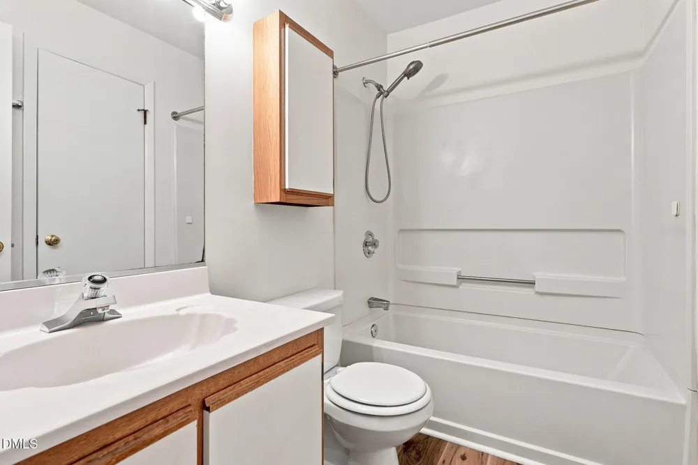400 Summerwalk Circle Chapel Hill, NC 27517