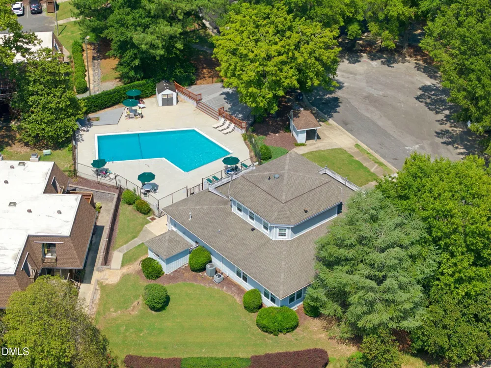 400 Summerwalk Circle Chapel Hill, NC 27517