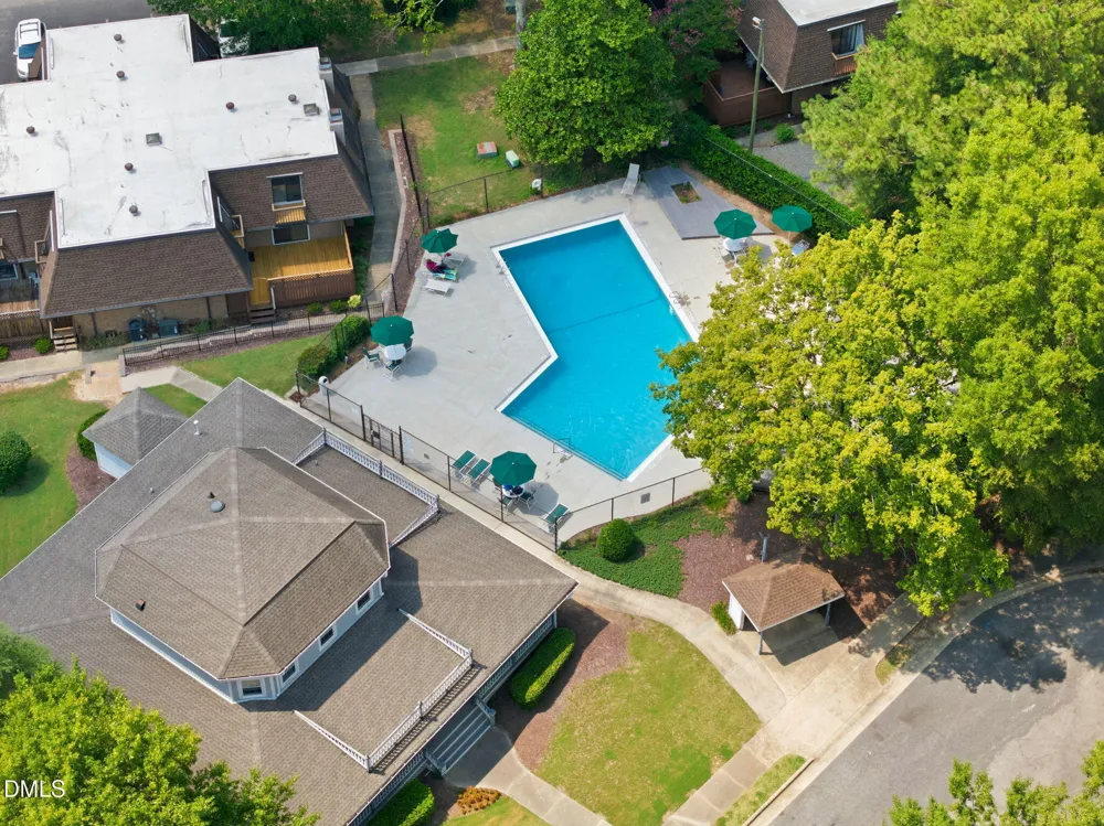 400 Summerwalk Circle Chapel Hill, NC 27517