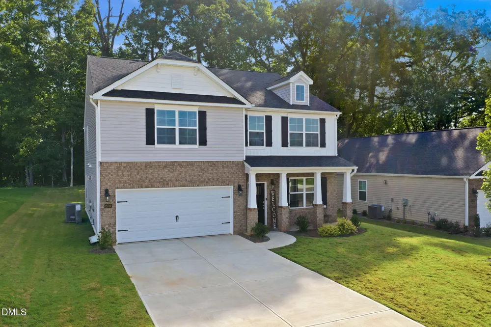 2570 Summersby Drive Mebane, NC 27302
