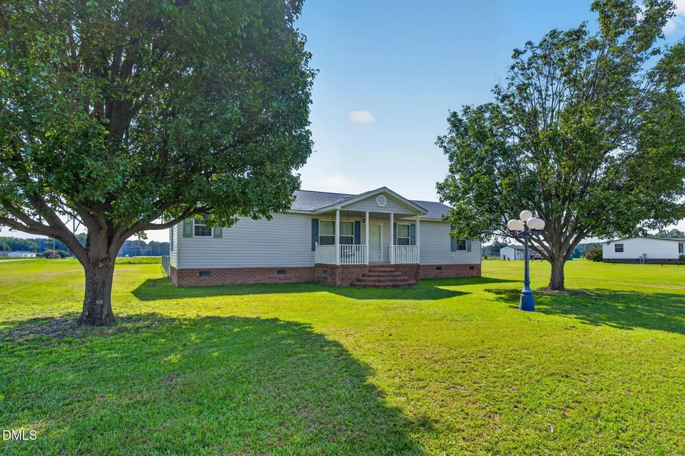 8505 Ransom Lane Kenly, NC 27542