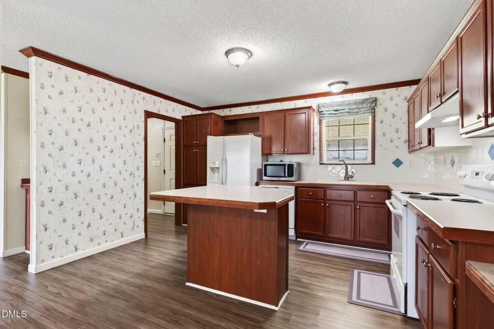 8505 Ransom Lane Kenly, NC 27542