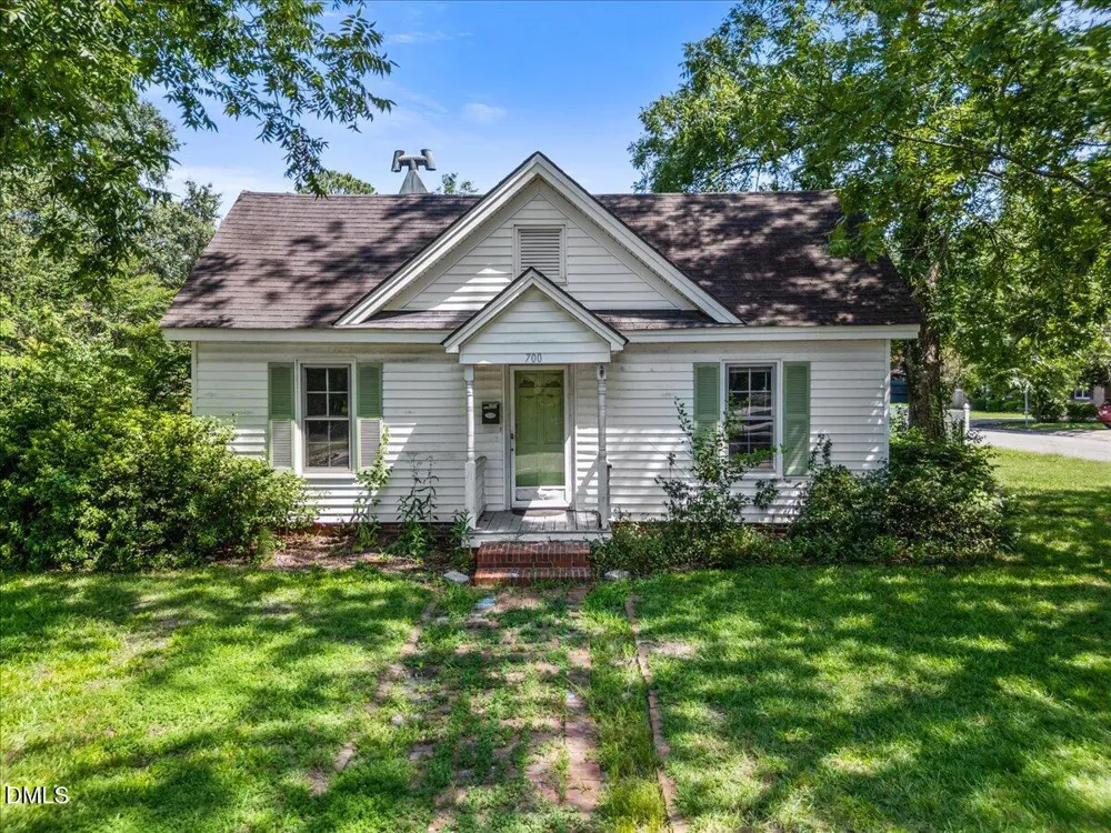 700 Webb Street Selma, NC 27576