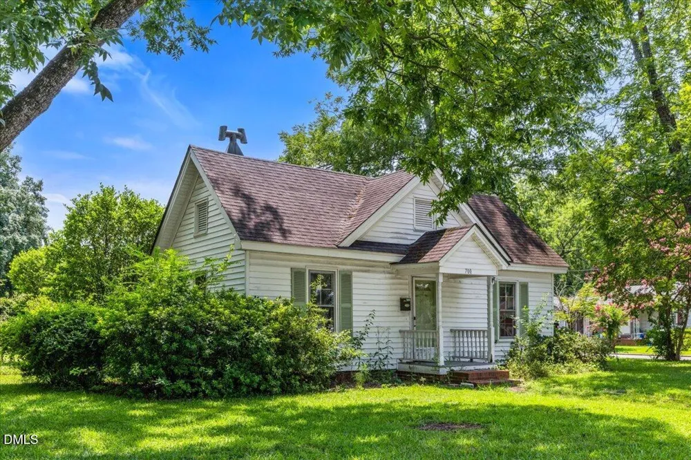 700 Webb Street Selma, NC 27576