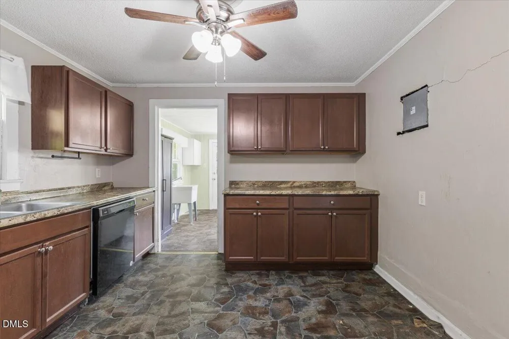 700 Webb Street Selma, NC 27576