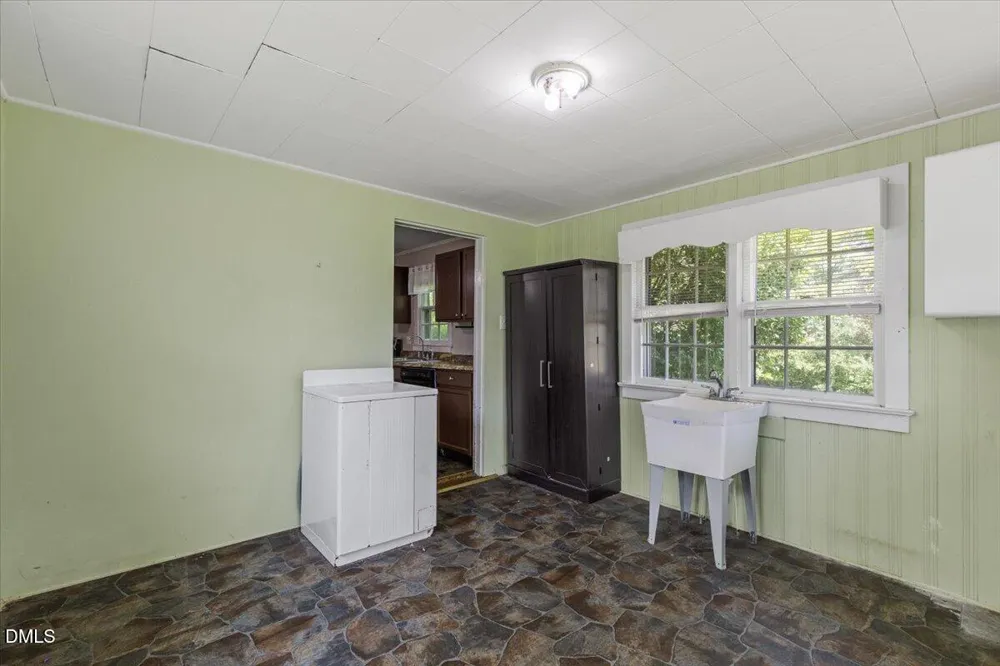 700 Webb Street Selma, NC 27576