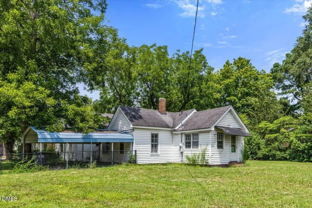 700 Webb Street Selma, NC 27576