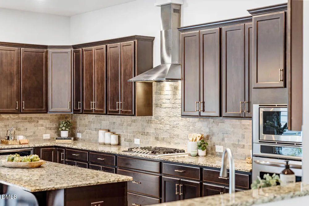 312 Della Street Chapel Hill, NC 27516