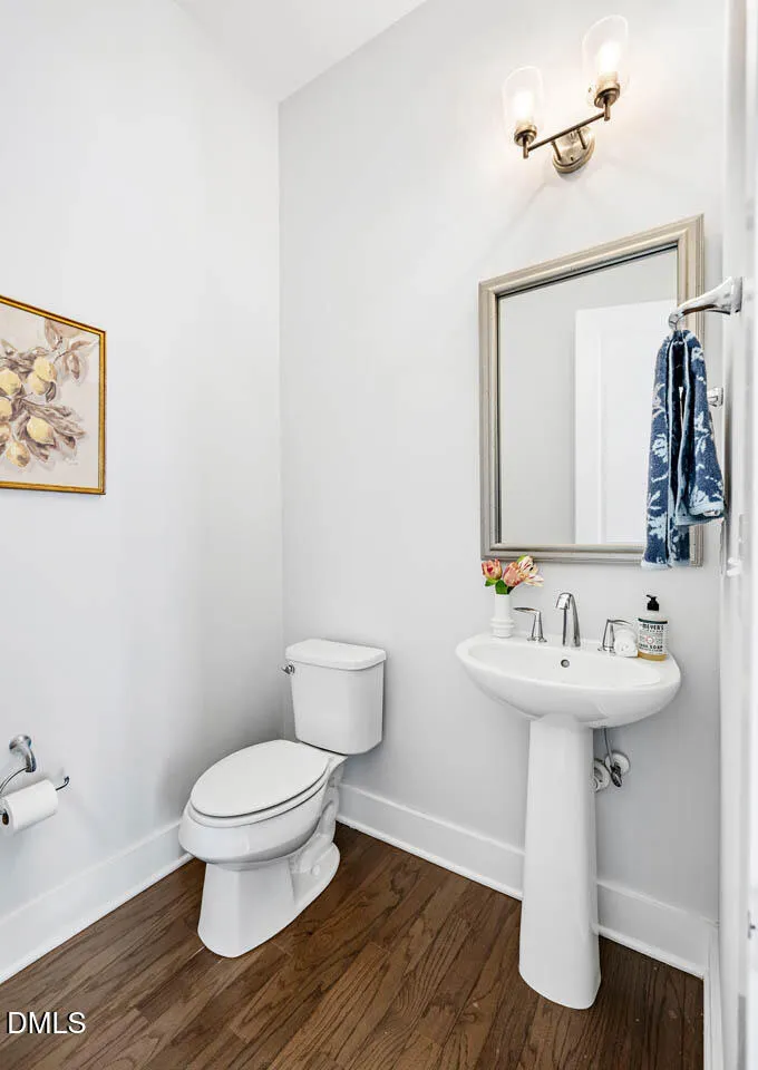 312 Della Street Chapel Hill, NC 27516