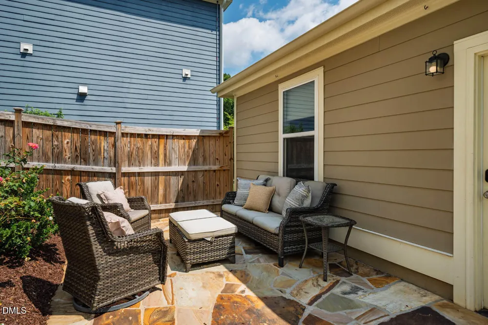 312 Della Street Chapel Hill, NC 27516