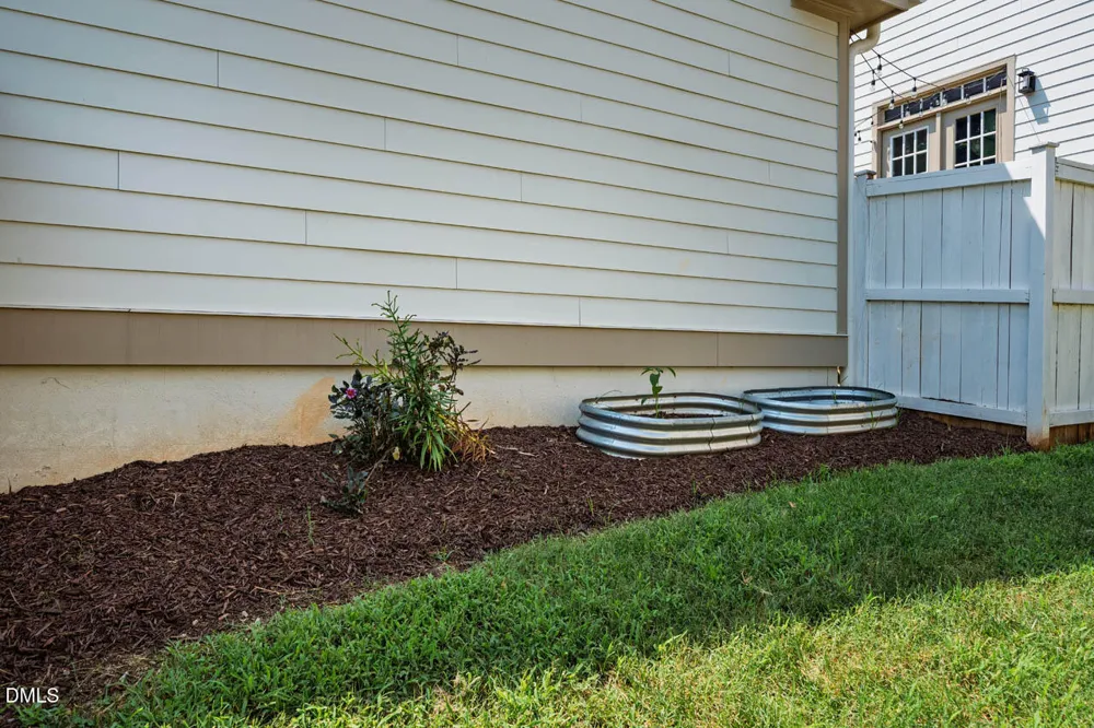 312 Della Street Chapel Hill, NC 27516