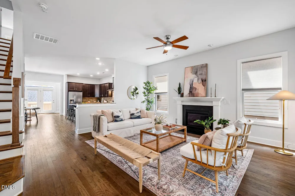 312 Della Street Chapel Hill, NC 27516