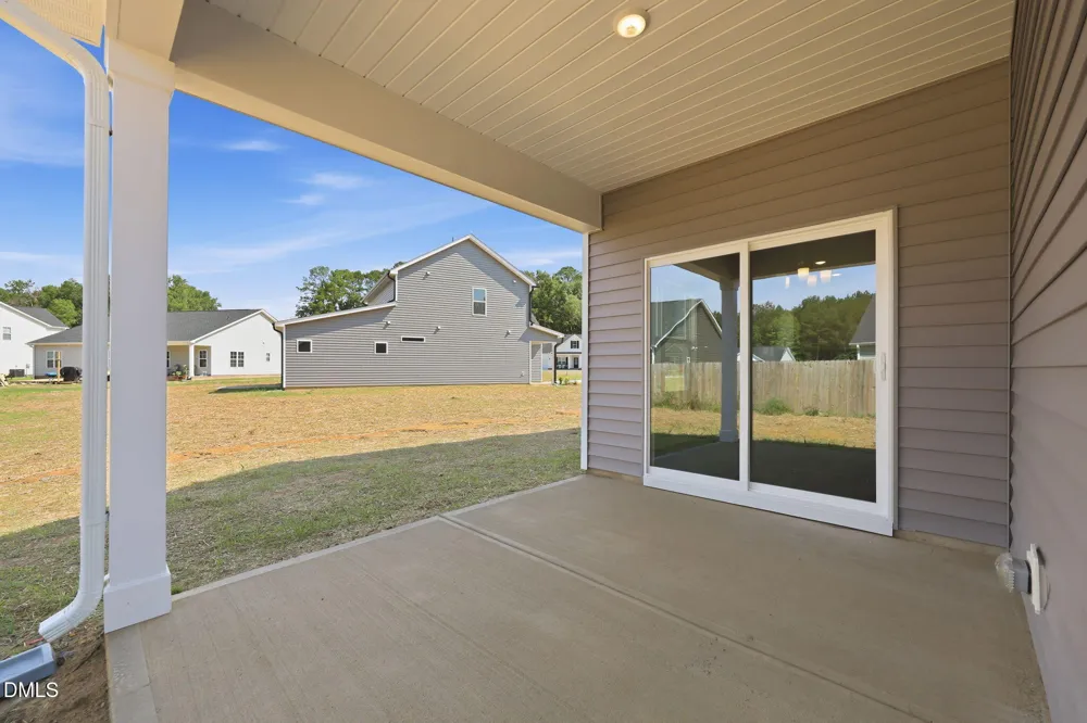 30 Loganberry Avenue Bunnlevel, NC 28323