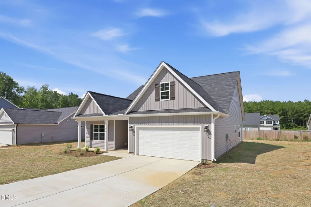 30 Loganberry Avenue Bunnlevel, NC 28323