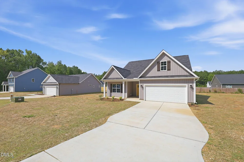 30 Loganberry Avenue Bunnlevel, NC 28323