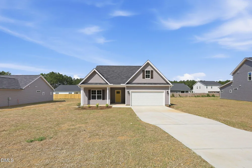30 Loganberry Avenue Bunnlevel, NC 28323